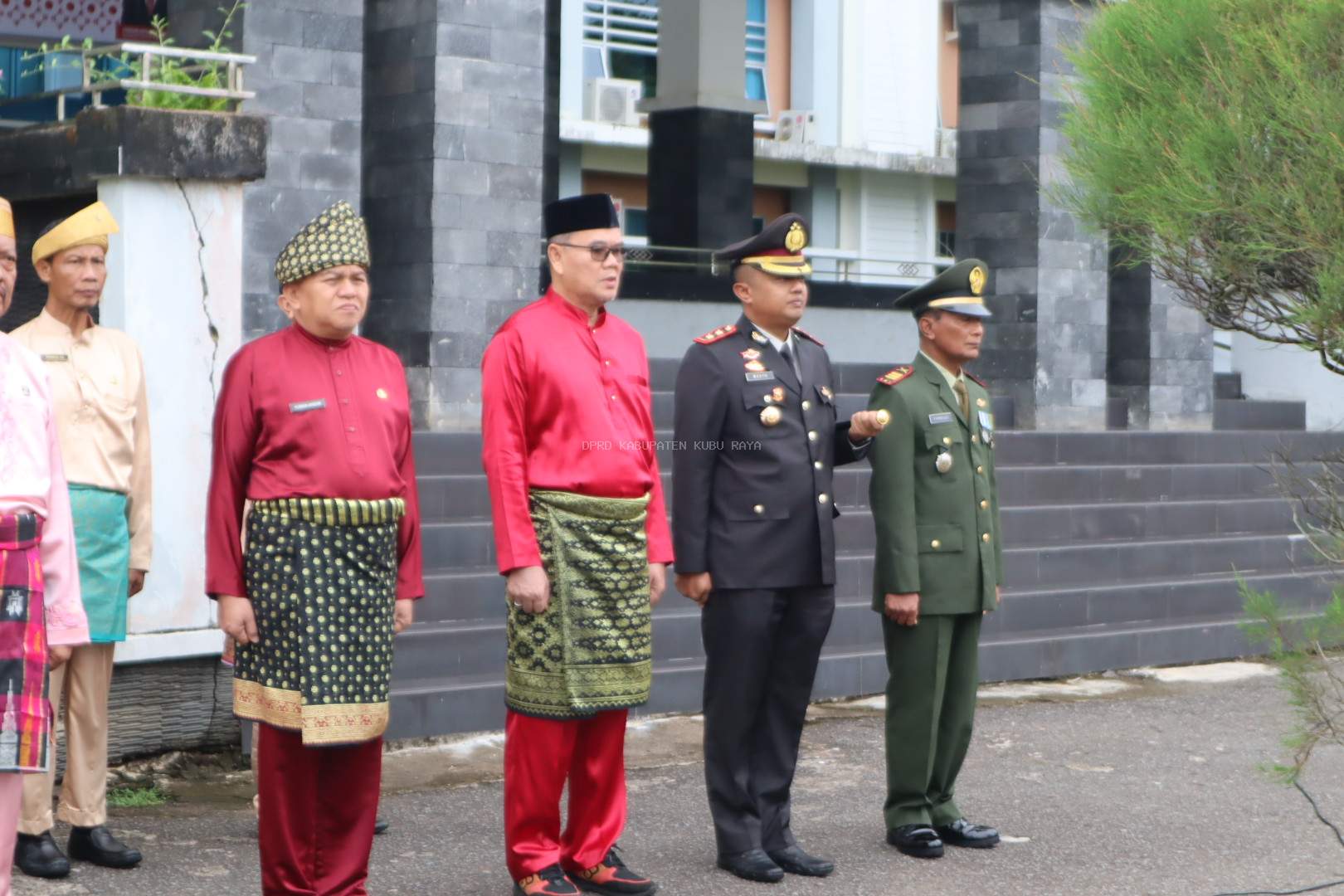 Ketua DPRD Kubu Raya Menghadiri Upacara Hari Lahir Pancasila ke 79